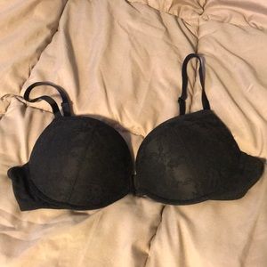 Victoria’s Secret push up tee shirt bra
